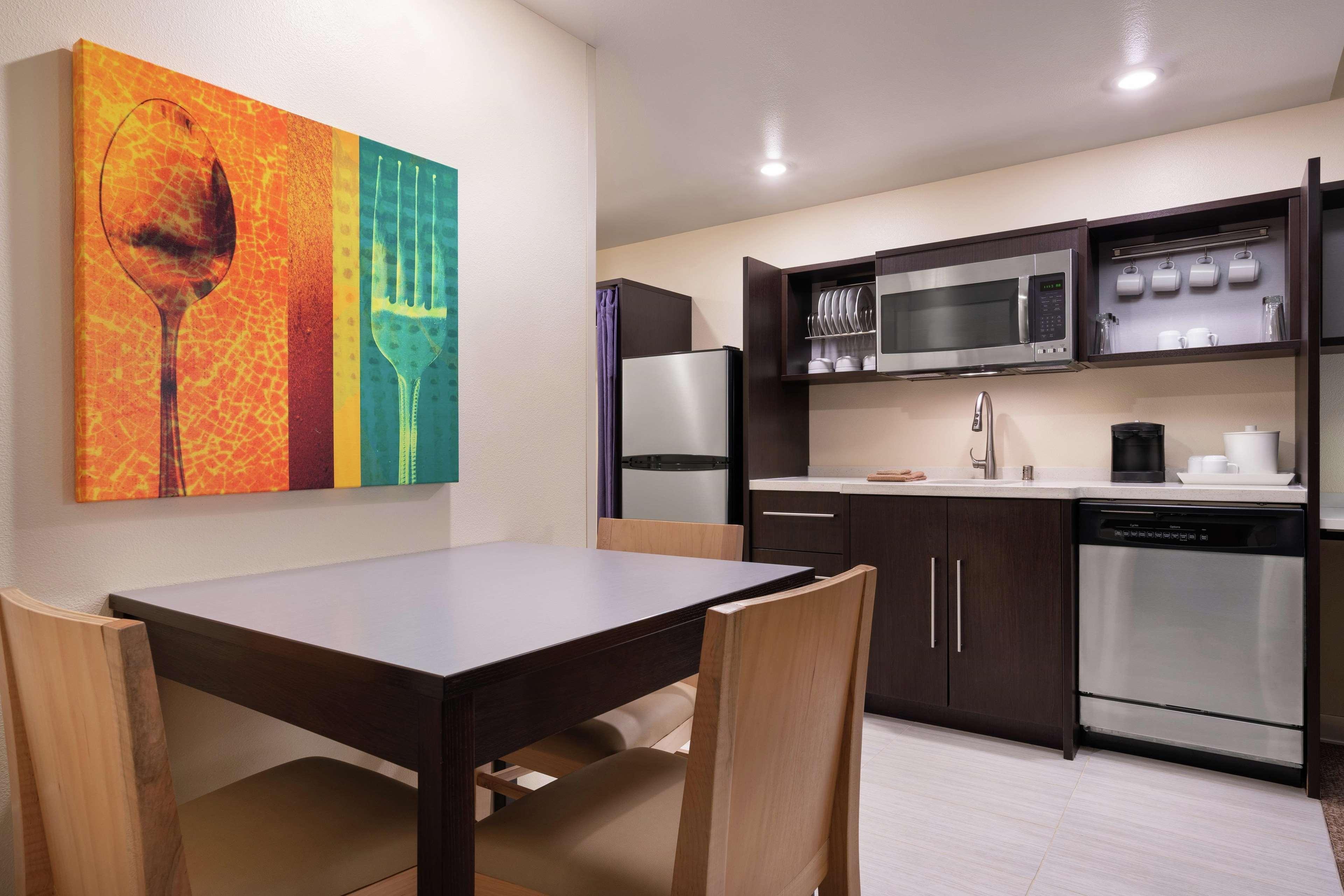 Home2 Suites By Hilton Anchorage/Midtown Exteriör bild
