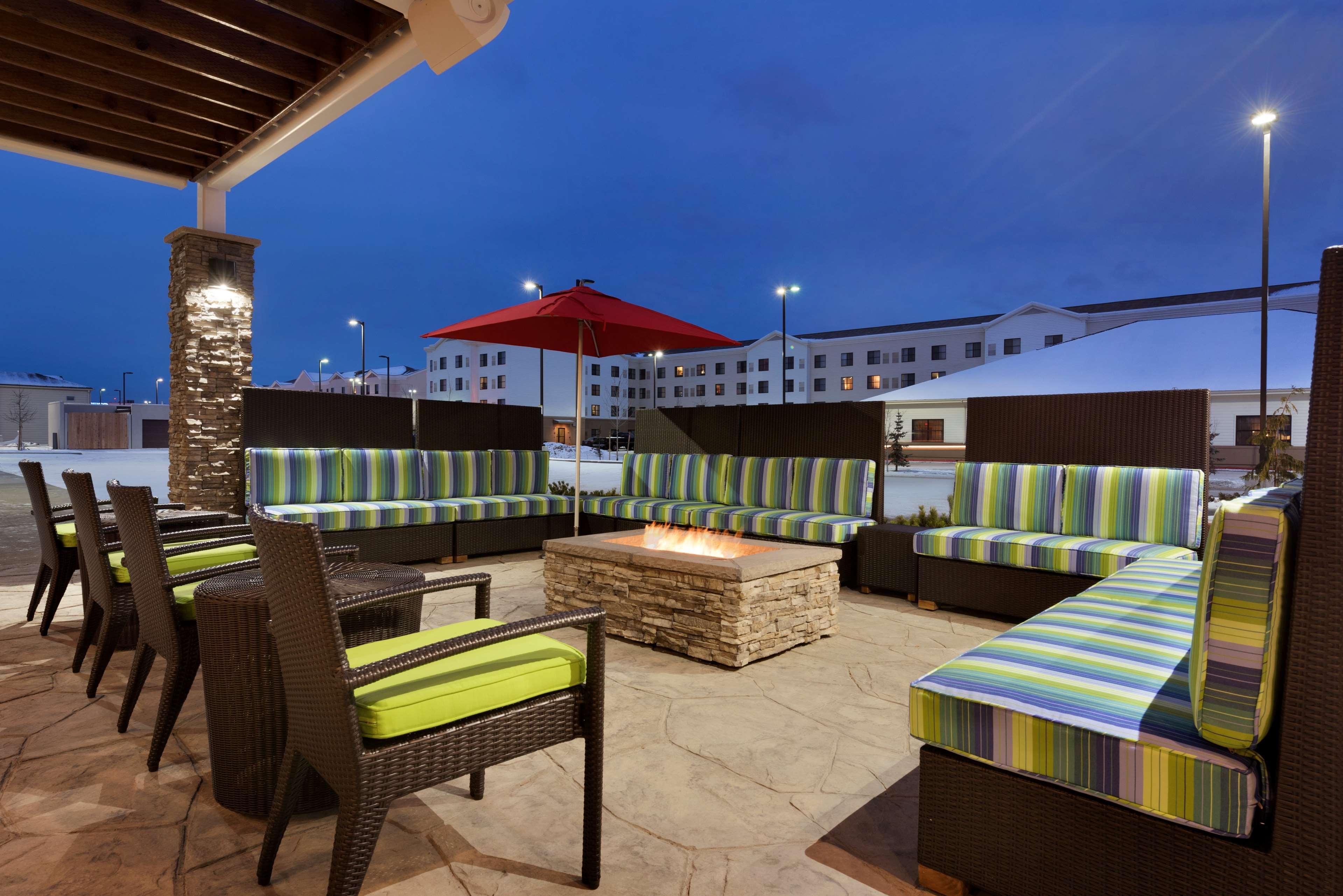 Home2 Suites By Hilton Anchorage/Midtown Exteriör bild